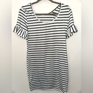 Bodycon white/black stripe mini dress with flutter sleeves, size XS; NWOT